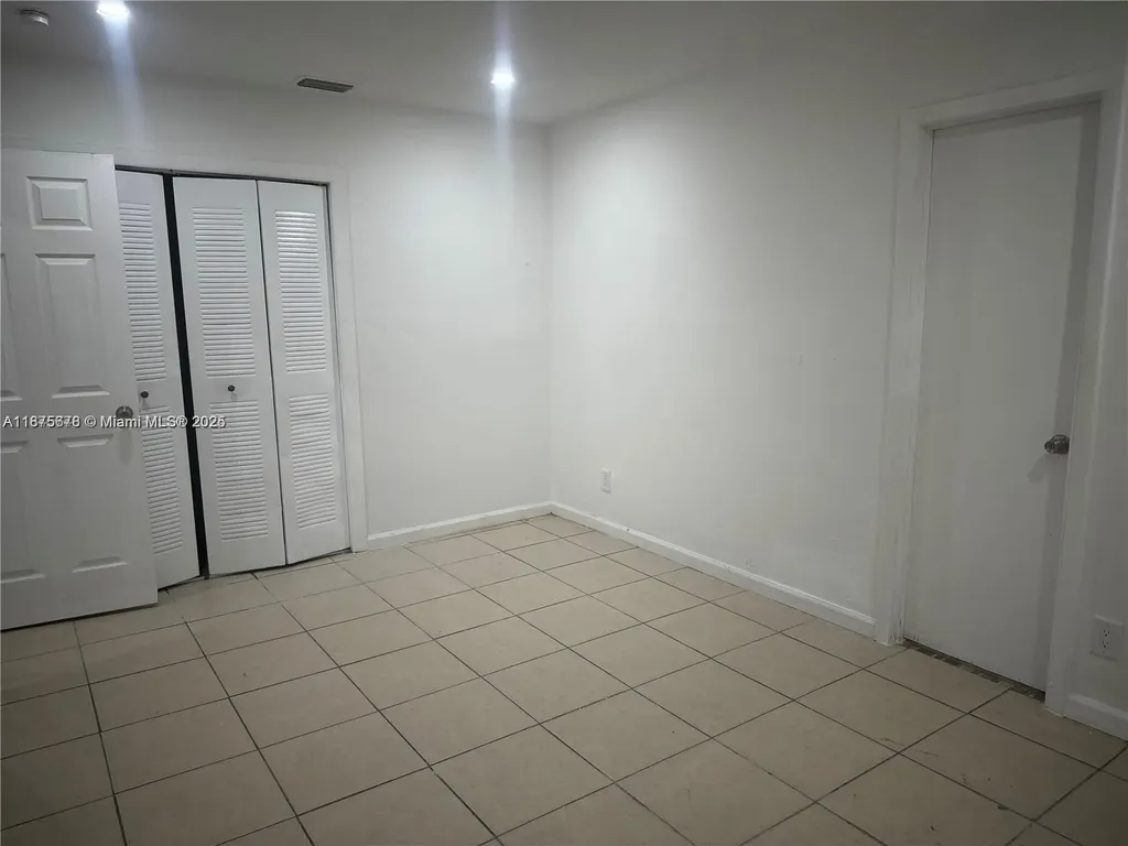2481 NW 13th Court Fort Lauderdale FL 33311