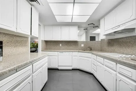 200 Ocean Lane Drive Key Biscayne FL 33149