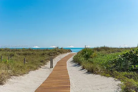 200 Ocean Lane Drive Key Biscayne FL 33149
