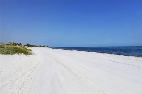 200 Ocean Lane Drive Key Biscayne FL 33149