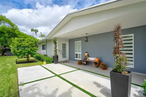 8133 SW 103rd Street Miami FL 33156