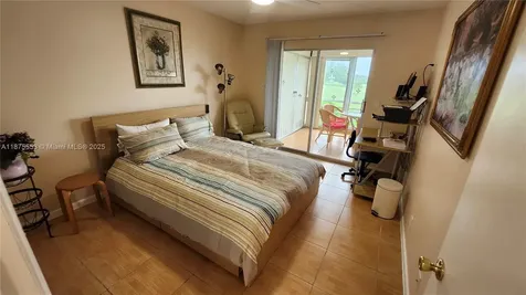 3009 Ventnor G Deerfield Beach FL 33442