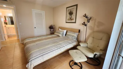 3009 Ventnor G Deerfield Beach FL 33442