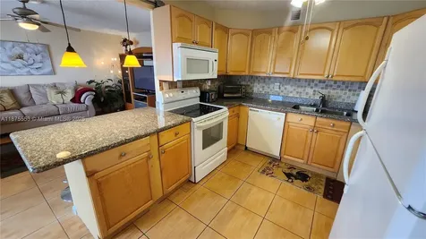 3009 Ventnor G Deerfield Beach FL 33442