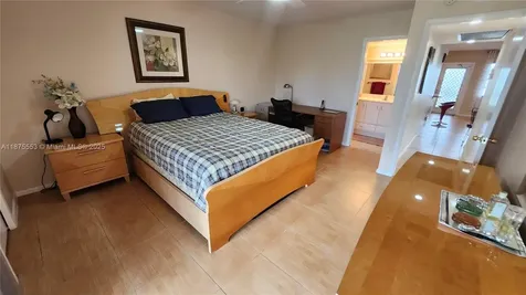 3009 Ventnor G Deerfield Beach FL 33442