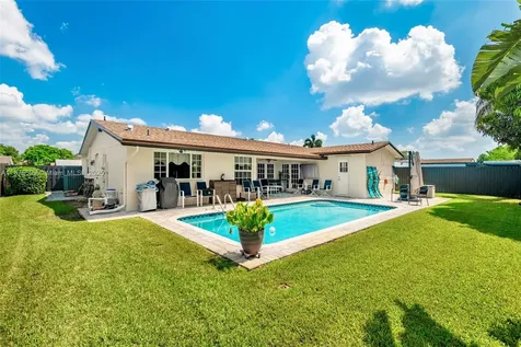 8850 NW 7th Street Pembroke Pines FL 33024