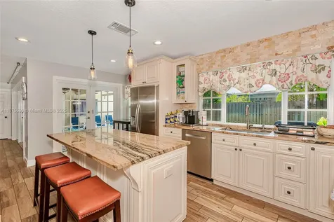 8850 NW 7th Street Pembroke Pines FL 33024