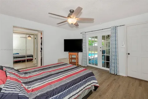 8850 NW 7th Street Pembroke Pines FL 33024