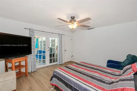 8850 NW 7th Street Pembroke Pines FL 33024