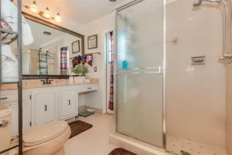 8850 NW 7th Street Pembroke Pines FL 33024