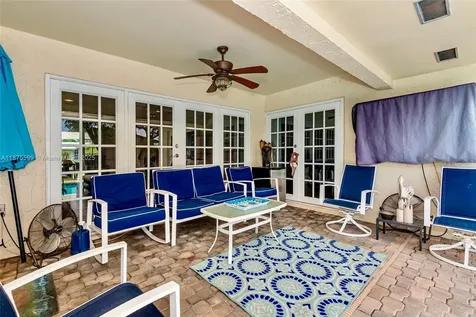 8850 NW 7th Street Pembroke Pines FL 33024