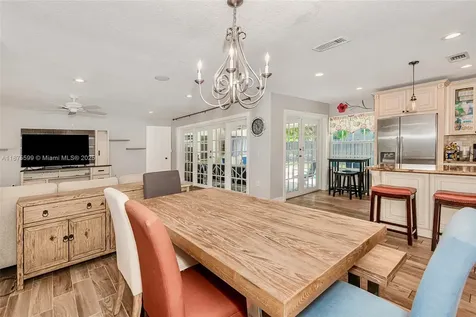 8850 NW 7th Street Pembroke Pines FL 33024