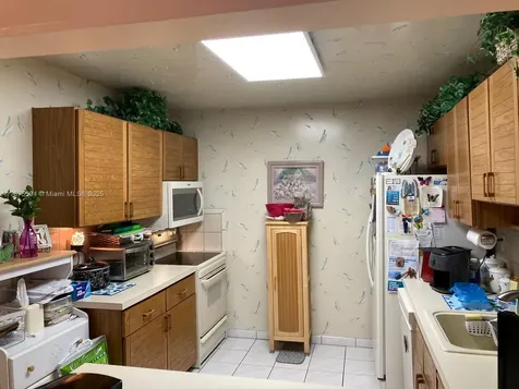 8124 SW 81st Terrace Miami FL 33143
