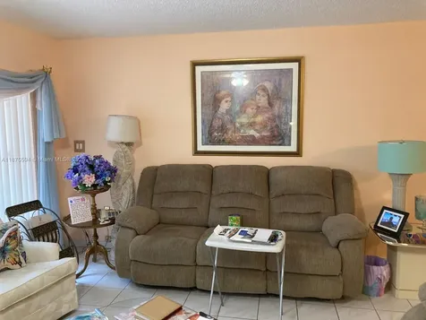 8124 SW 81st Terrace Miami FL 33143