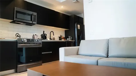 398 NE 5th Street Miami FL 33132