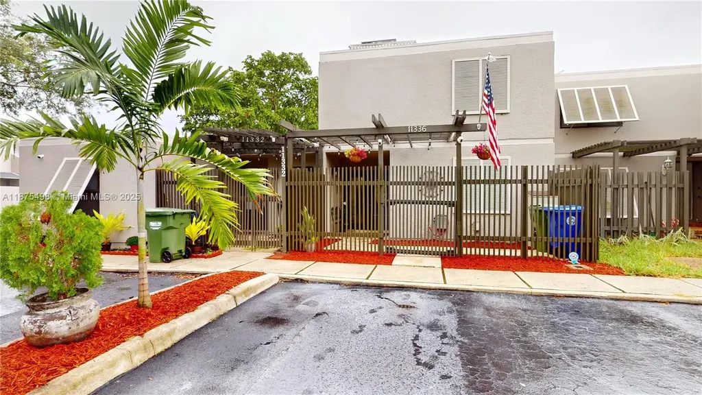 11336 NW 15th Street Pembroke Pines FL 33026
