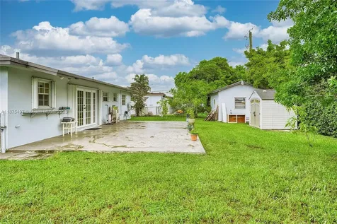 12300 SW 28th Street Miami FL 33175