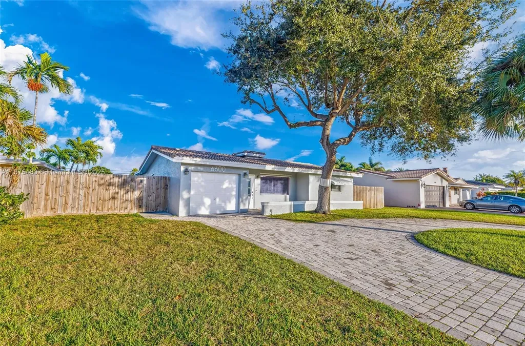 6600 NE 20th Way Fort Lauderdale FL 33308