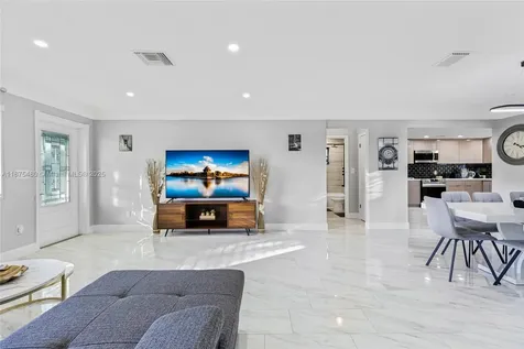 6600 NE 20th Way Fort Lauderdale FL 33308