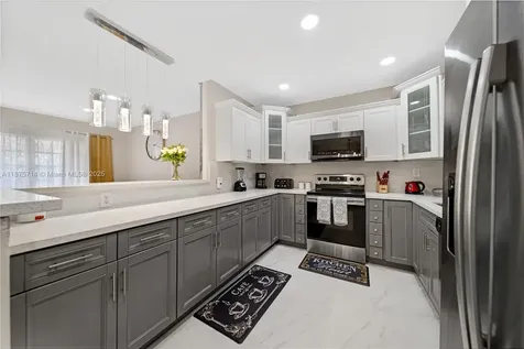 241 Oceanic Avenue Lauderdale By The Sea FL 33308