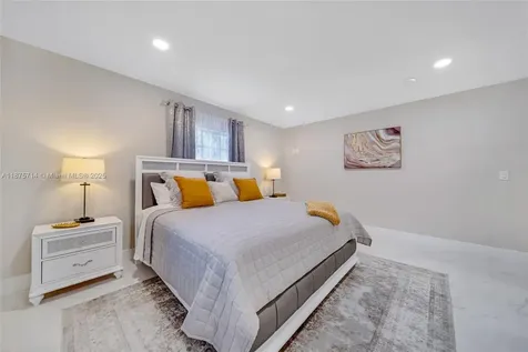 241 Oceanic Avenue Lauderdale By The Sea FL 33308