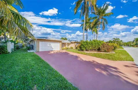 241 Oceanic Avenue Lauderdale By The Sea FL 33308
