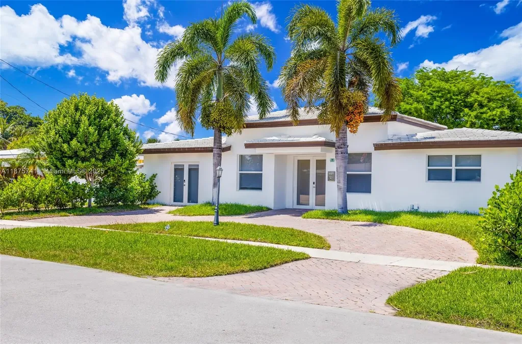 31 SE 12th Street Pompano Beach FL 33060