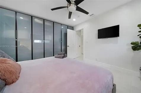 31 SE 12th Street Pompano Beach FL 33060