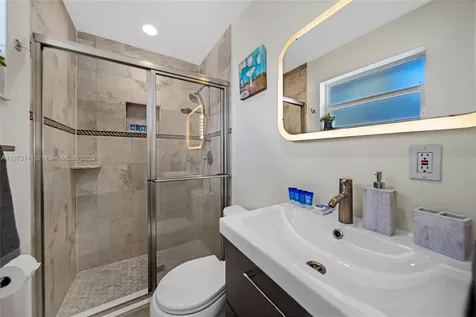31 SE 12th Street Pompano Beach FL 33060