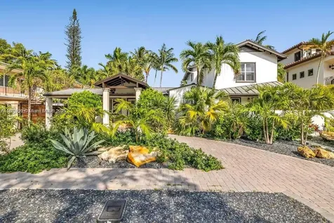 110 SE 11th Avenue Fort Lauderdale FL 33301