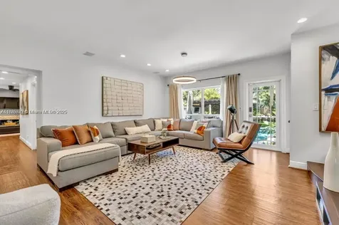 110 SE 11th Avenue Fort Lauderdale FL 33301