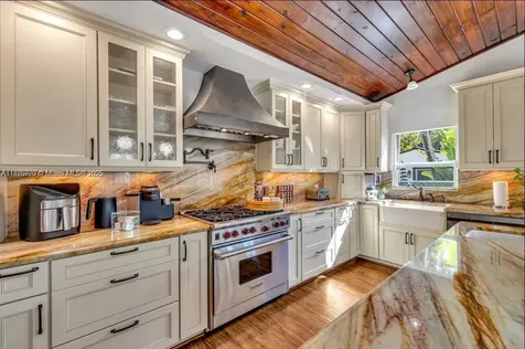110 SE 11th Avenue Fort Lauderdale FL 33301