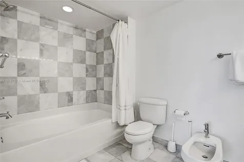 601 NE 36th Street Miami FL 33137