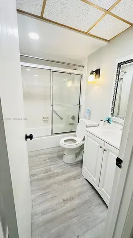 7100 NW 17 Plantation FL 33313