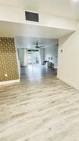 7100 NW 17 Plantation FL 33313