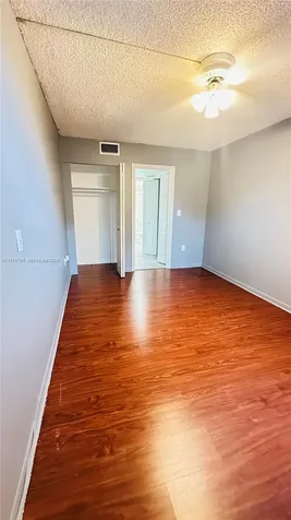 7100 NW 17 Plantation FL 33313