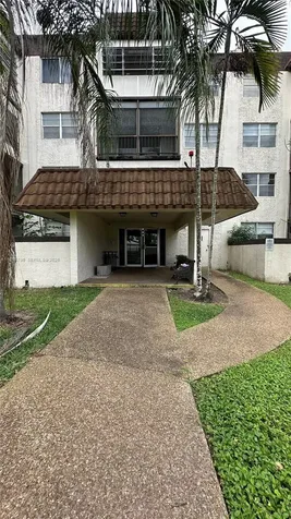7100 NW 17 Plantation FL 33313