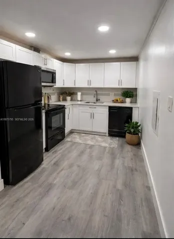 7100 NW 17 Plantation FL 33313