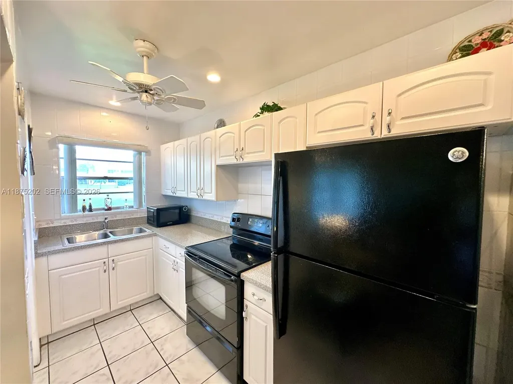 5300 Washington Street Hollywood FL 33021