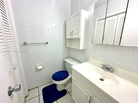 5300 Washington Street Hollywood FL 33021