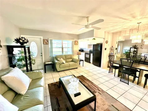 5300 Washington Street Hollywood FL 33021