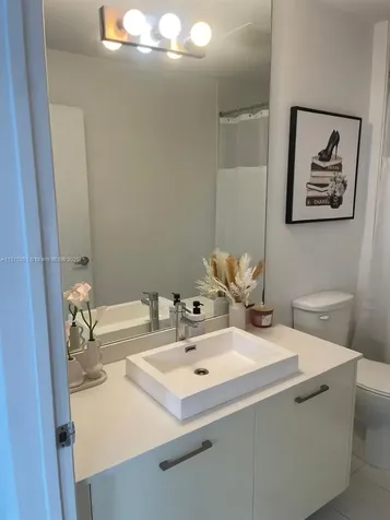 151 SE 1st Street Miami FL 33131