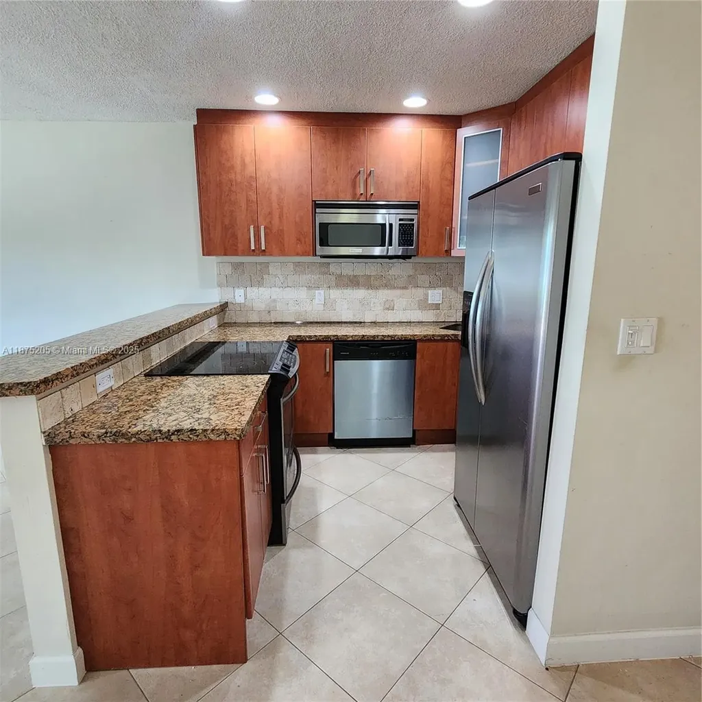 2170 NE 51st Court Fort Lauderdale FL 33308