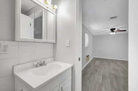 5031 SW 88th Terrace Cooper City FL 33328