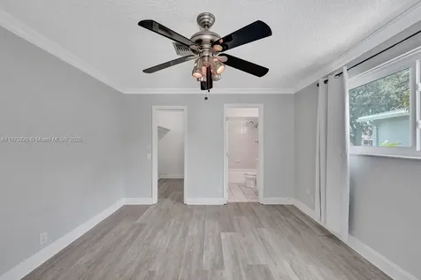 5031 SW 88th Terrace Cooper City FL 33328
