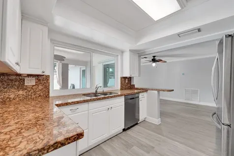 5031 SW 88th Terrace Cooper City FL 33328