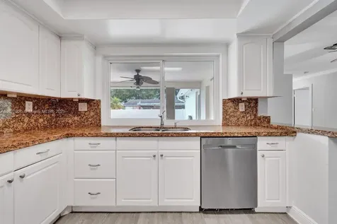 5031 SW 88th Terrace Cooper City FL 33328