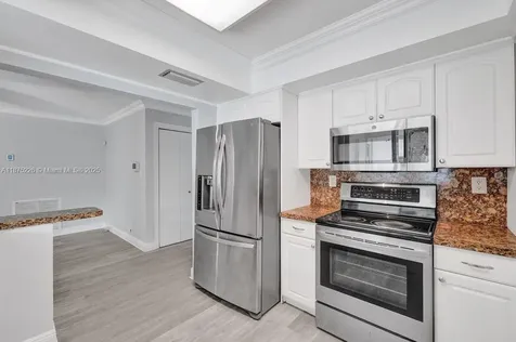 5031 SW 88th Terrace Cooper City FL 33328