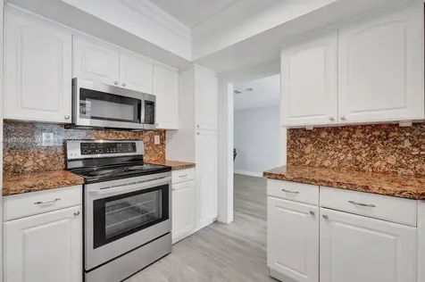 5031 SW 88th Terrace Cooper City FL 33328