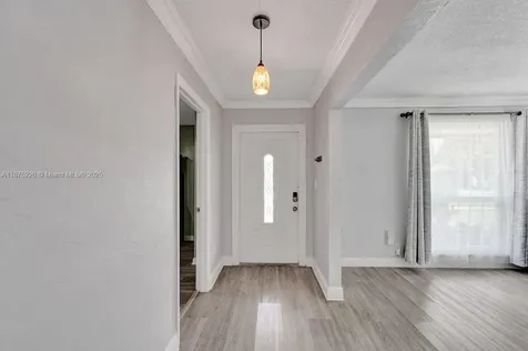 5031 SW 88th Terrace Cooper City FL 33328
